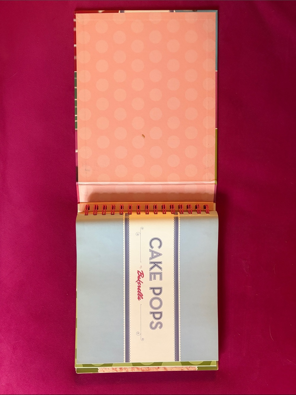 Cake Pops Book - Picture 6 of 6